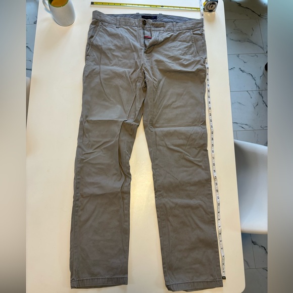 Tommy Hilfiger 33/34 grey pants - Picture 1 of 5